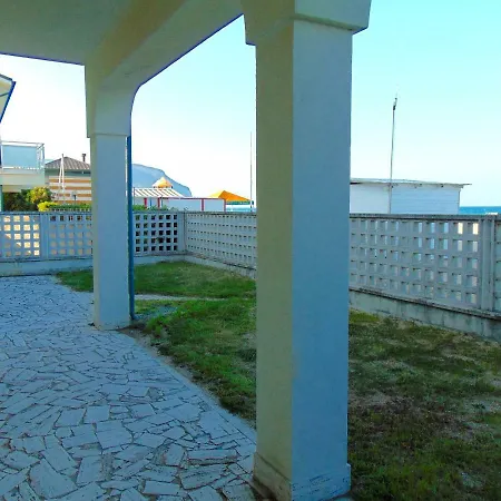 M93 Marcelli Trilocale Sulla Spiaggia Con Giardino Apartamento *